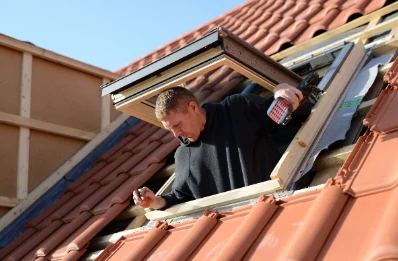 Pose de fenêtres de toit Velux à Bleurville